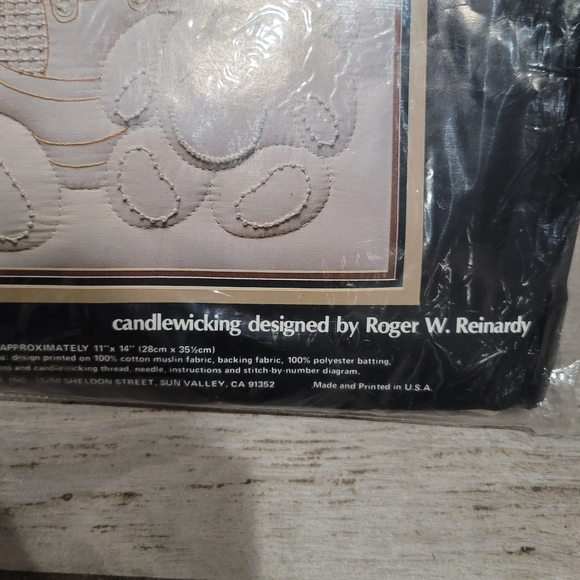 Prism Designs vintage Candlewick family portrait kit Bears 11 x 14 CR 47 1983 - Picture 8 of 10